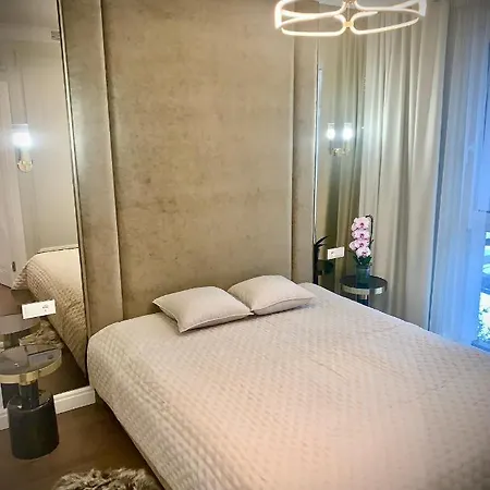 New Luxury & Free Parking Апартаменты Вильнюс