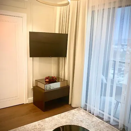 アパート New Luxury & Free Parking ヴィリニュス